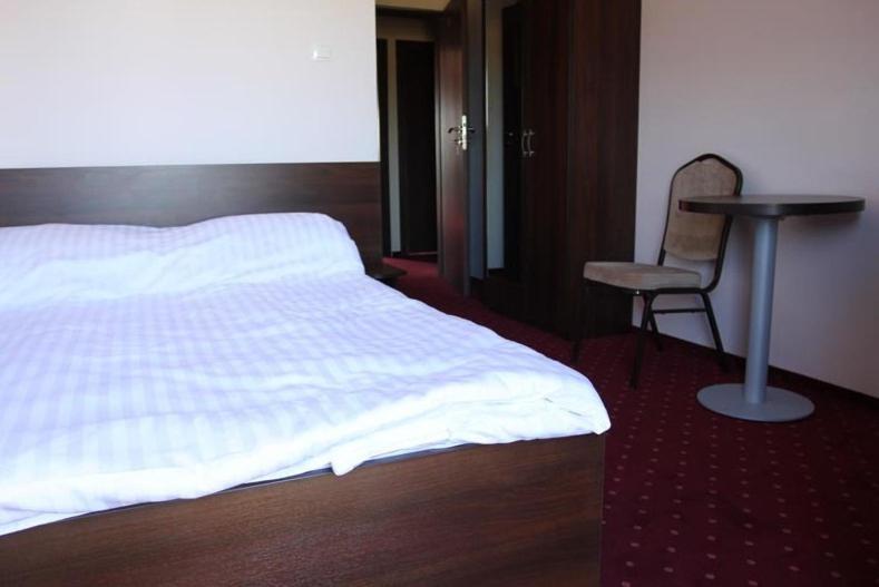 Gosciniec Europejski Miedziana Gora Номер фото